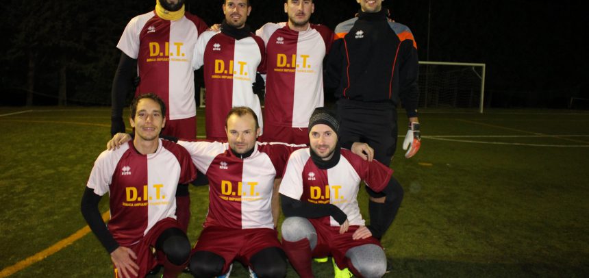 Senza Testa, partenza lenta ma poi diventa un rullo compressore! Senza Testa, partenza lenta ma poi diventa un rullo compressore!