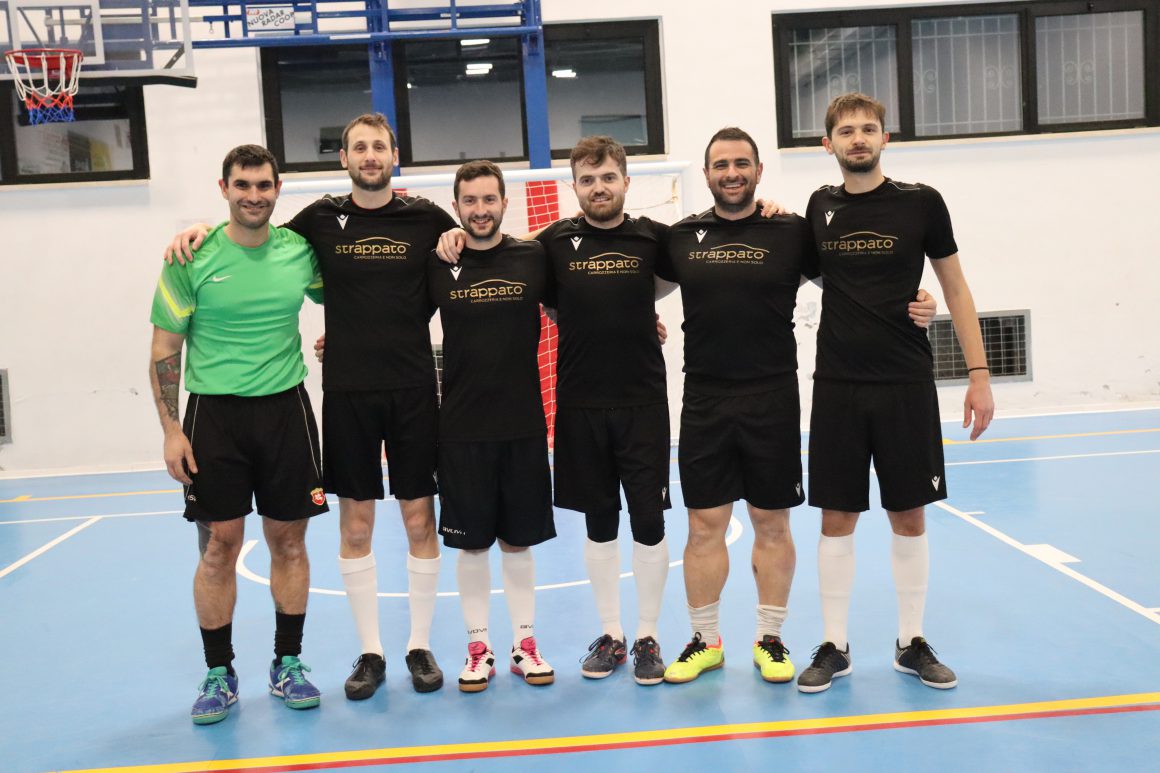 Gold Cup 5 Lega 2: La Carrozzeria Strappato vince con la Fica Feliz 7 a 2 e si guadagna il centro classifica